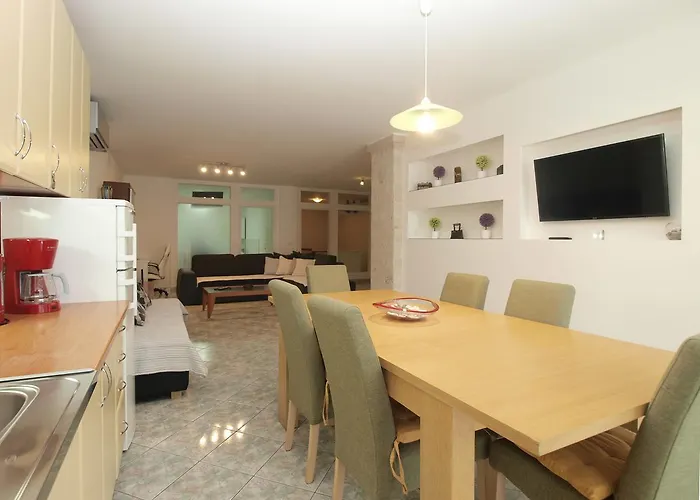 Appartamento Slavka 1155 Pola